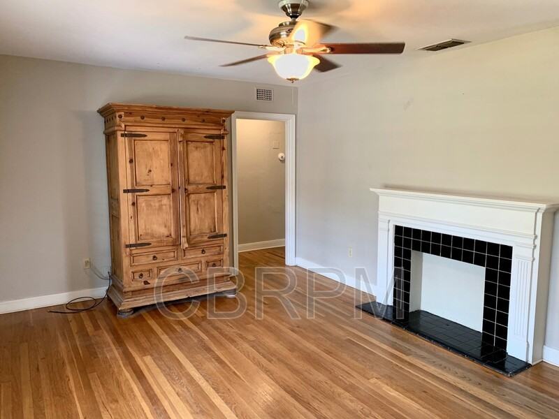 2707 30th Street - Photo 2 of 10