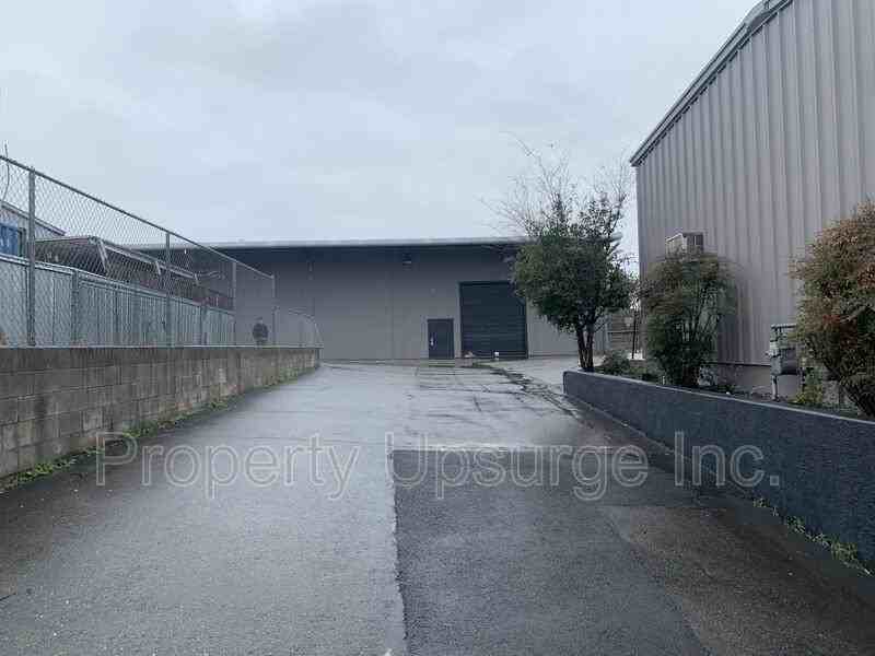 1700 Myers Street - Photo 2 of 12