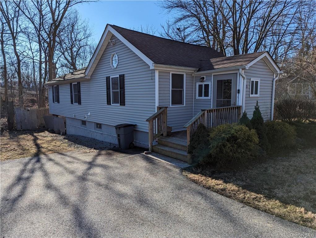 1083 State Route 94, New Windsor, NY 12553 2 Bedroom House for 2,250