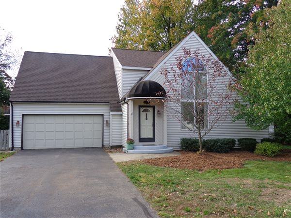 1726 Glenvale Ct SW - Photo 2 of 36