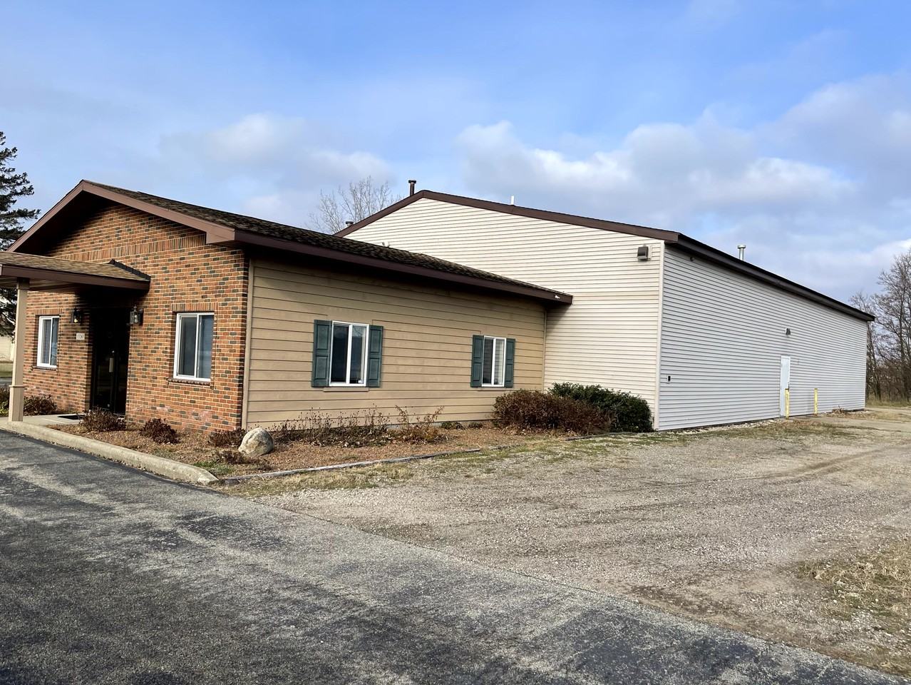 13261 Riley St - Photo 2 of 26