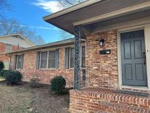 825-827 Marstevan Dr Ne - Photo 1 of 1