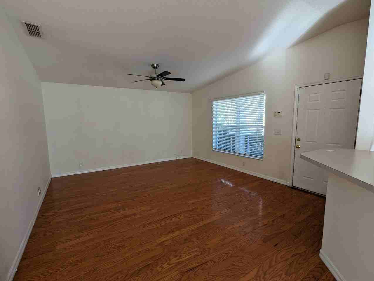 608 9th Ave N - Photo 4 of 21