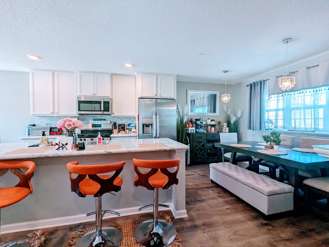 7557 Woods Edge Blvd - Photo 2 of 14