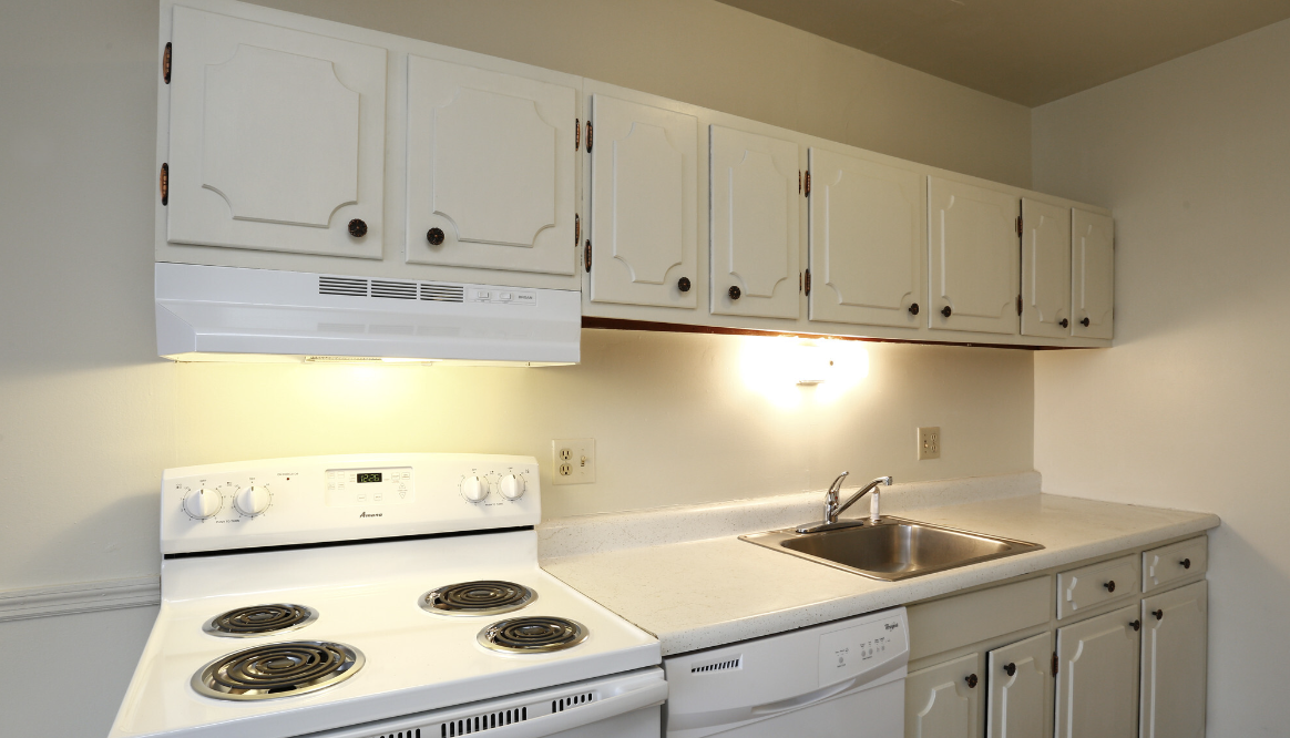 Cedar Tower - Photo 2 of 31