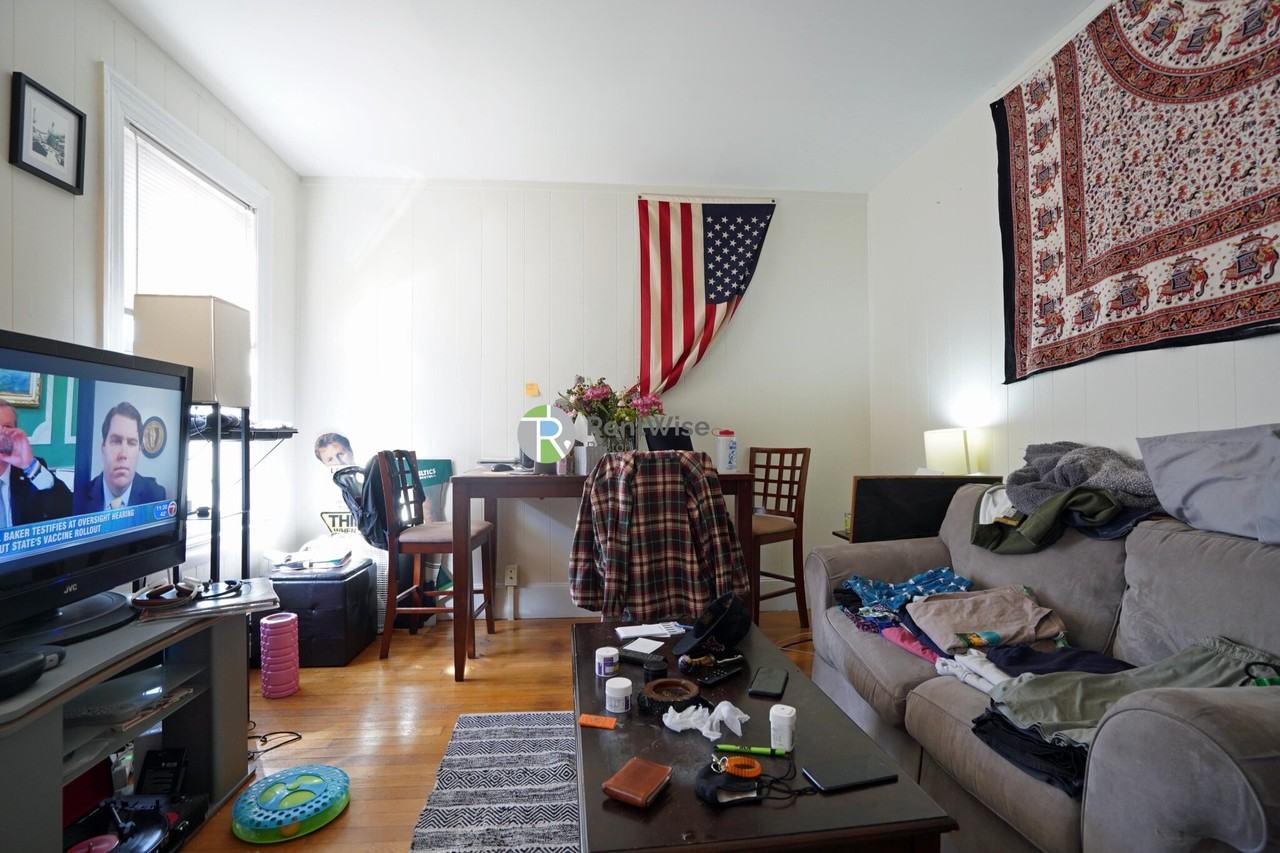 5 Ashford Ct #3 - Photo 2 of 15