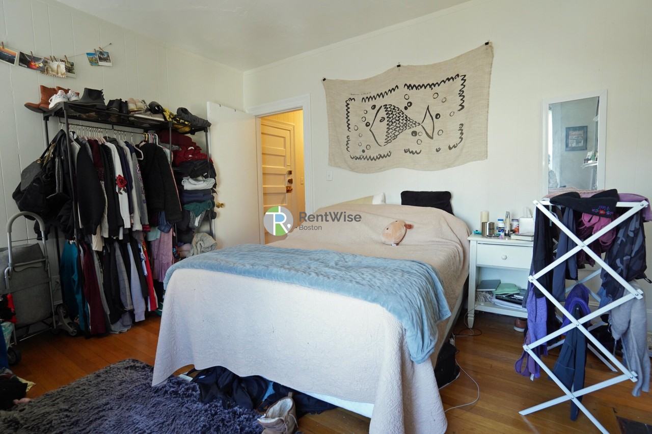 5 Ashford Ct #3 - Photo 4 of 15