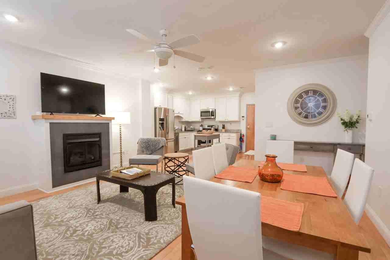 1008 Tremont St #5 - Photo 3 of 26