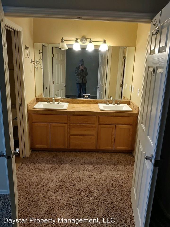 13146 Se Terra Cascade Loop - Photo 3 of 9