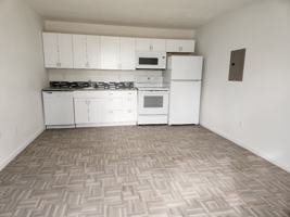 featured image of 1120 Montana St #14