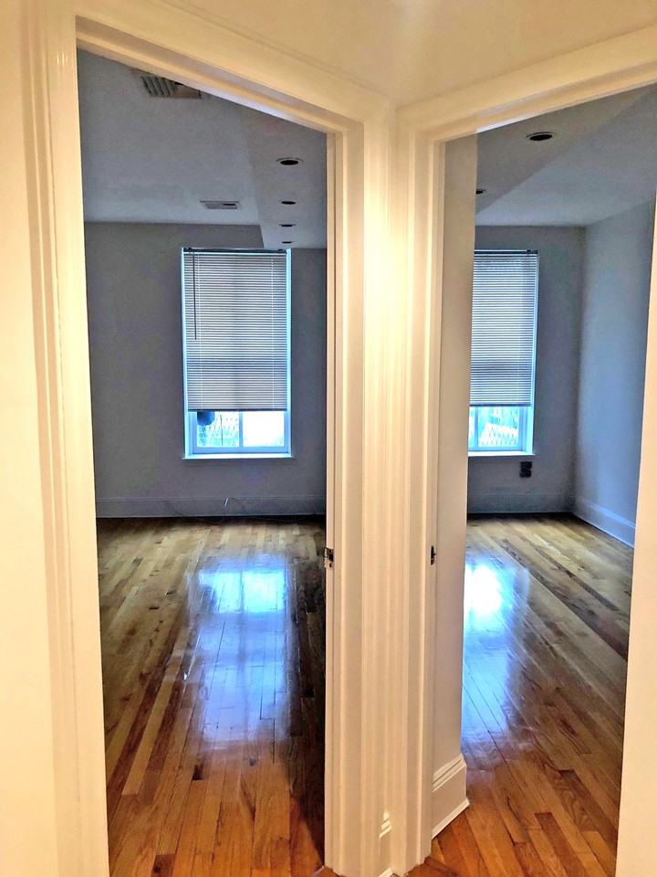 140 Remsen St #4 - Photo 3 of 9