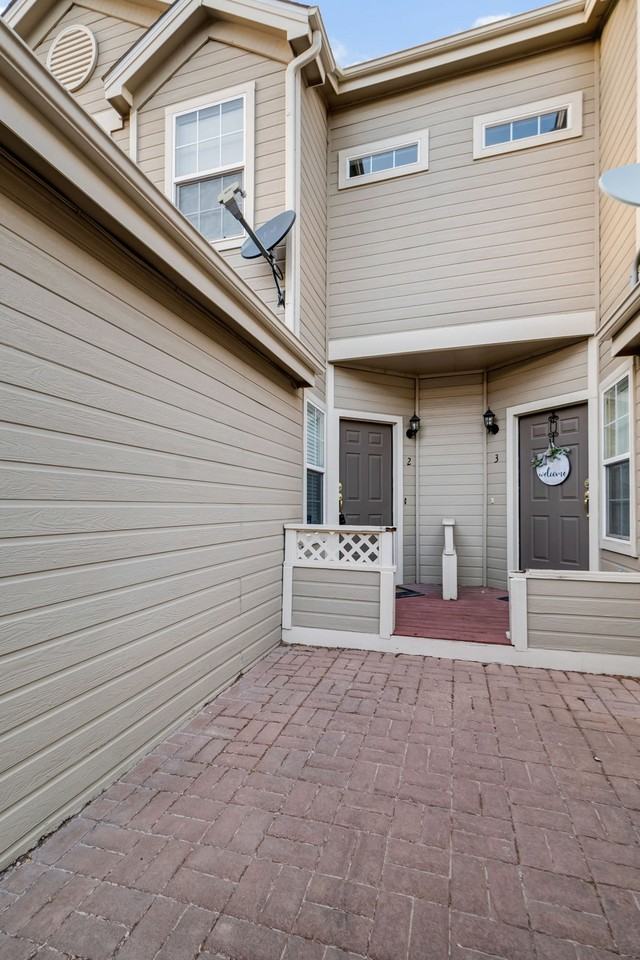 299 W Jamison Cir #2 - Photo 4 of 27