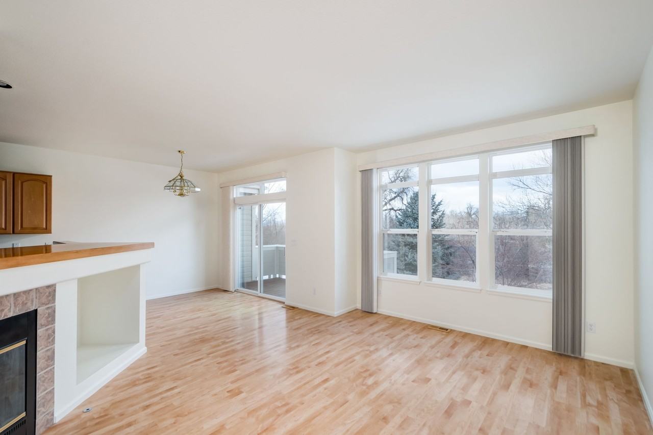 299 W Jamison Cir #2 - Photo 5 of 27