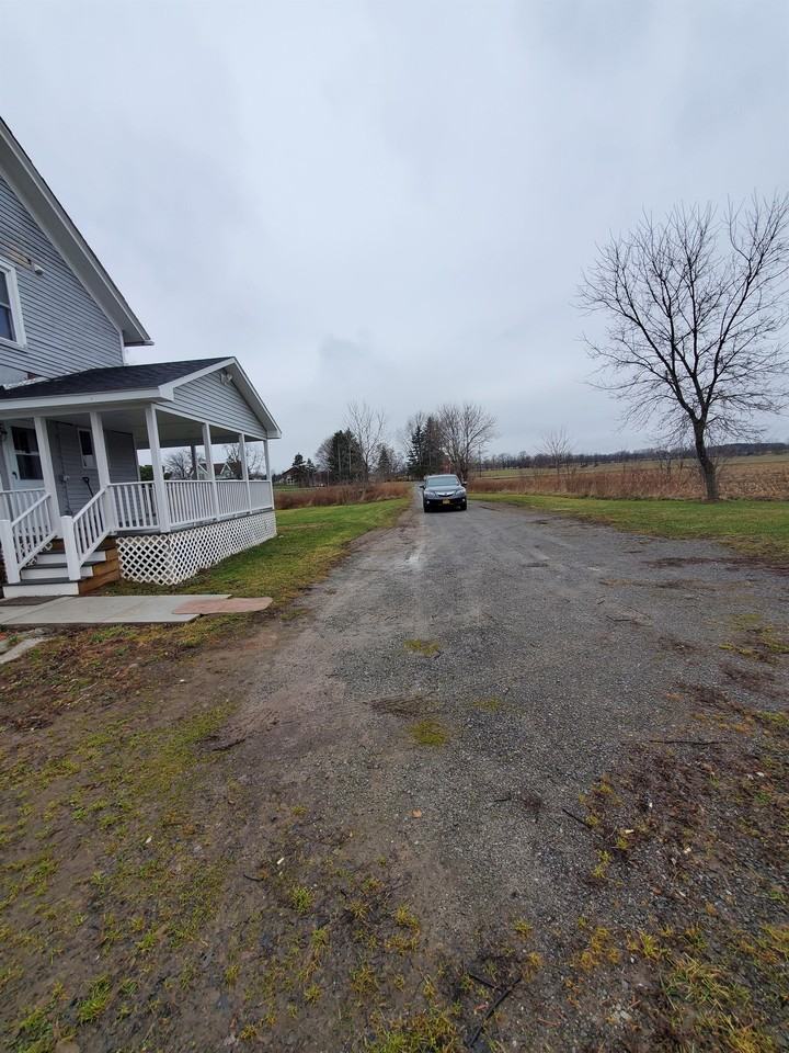 1399 Reed Rd #1 - Photo 2 of 14