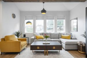 featured image of 933 McLean Drive