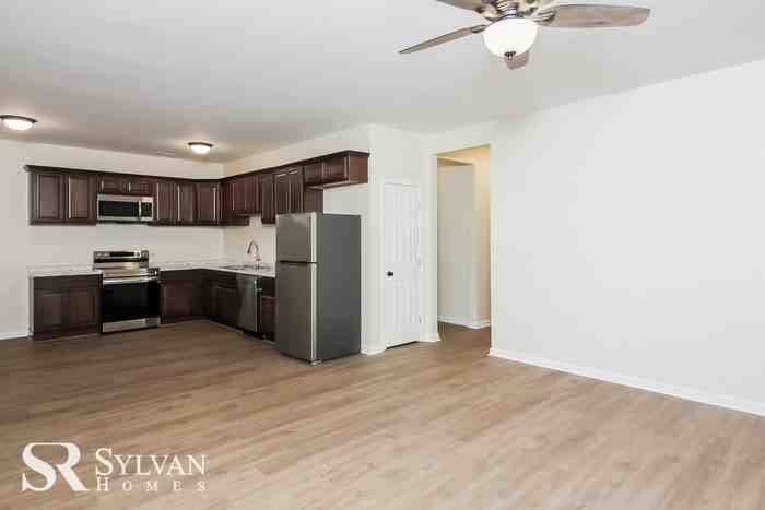 3407 E Broad Rock Rd - Photo 3 of 14