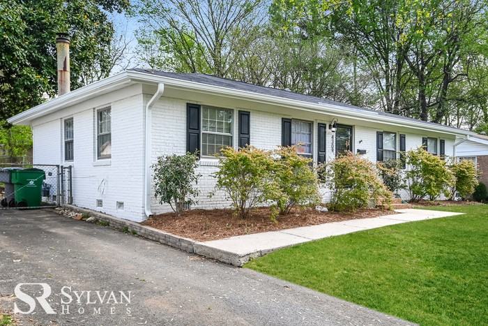 4309 Dowling Dr - Photo 2 of 14