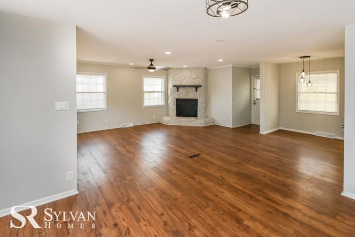 4309 Dowling Dr - Photo 3 of 14