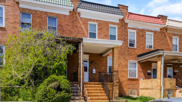 608 Savage St - Photo 2 of 15