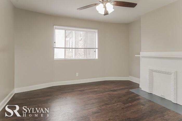 297 W Elizabeth St - Photo 2 of 12