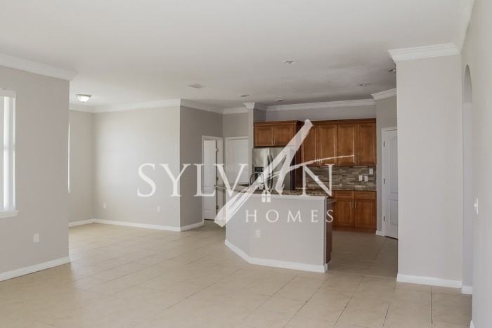 3107 Duxbury Dr - Photo 3 of 15