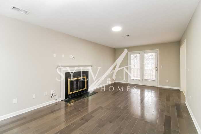 3124 Southampton Dr - Photo 2 of 15