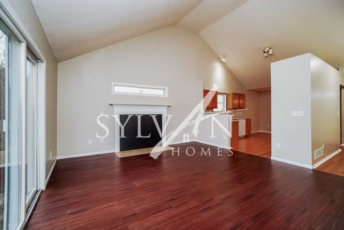 8653 Smokey Hollow Dr - Photo 3 of 15