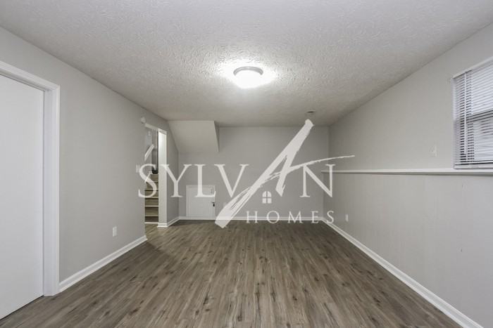 4212 Clayburn Dr - Photo 3 of 15