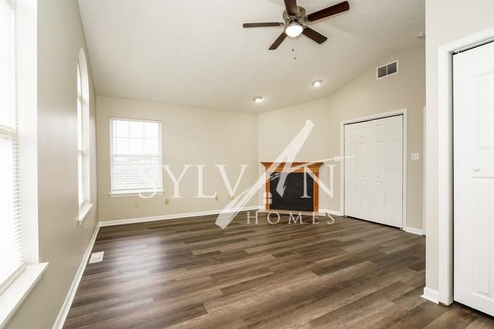 6204 Miller Woods Ln - Photo 2 of 15