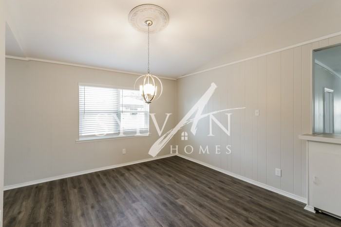 1309 Drexel Dr - Photo 3 of 14