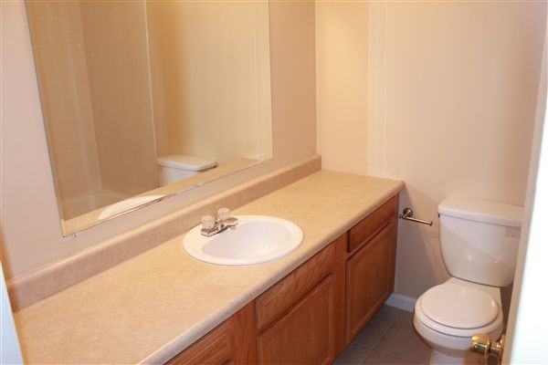 Pleasantview Manor - Photo 3 of 6