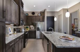 featured image of 770 Xenia Ave S