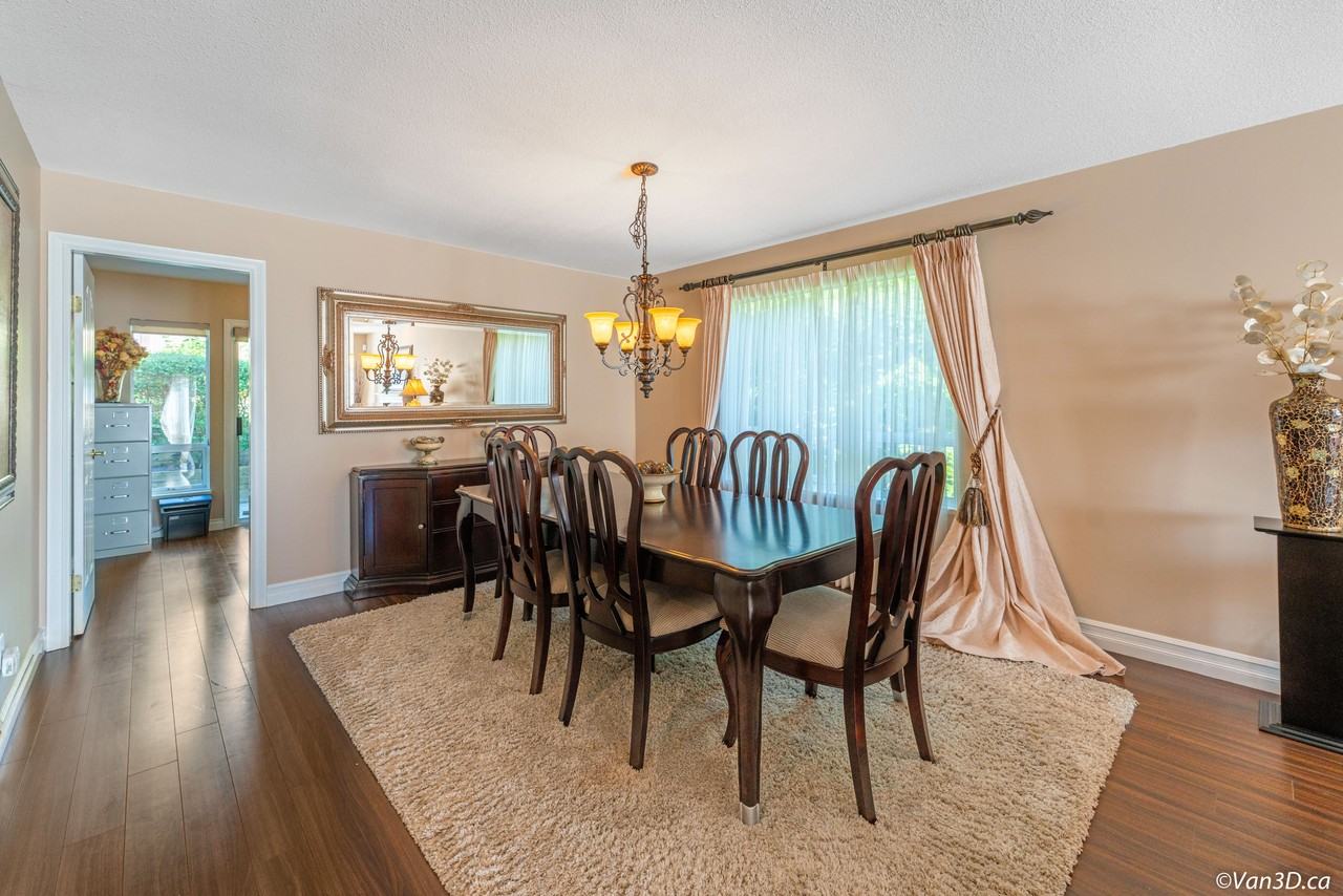 2613 Panorama Drive - Photo 3 of 41