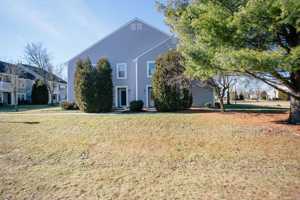 featured image of 427 Paddock Ct