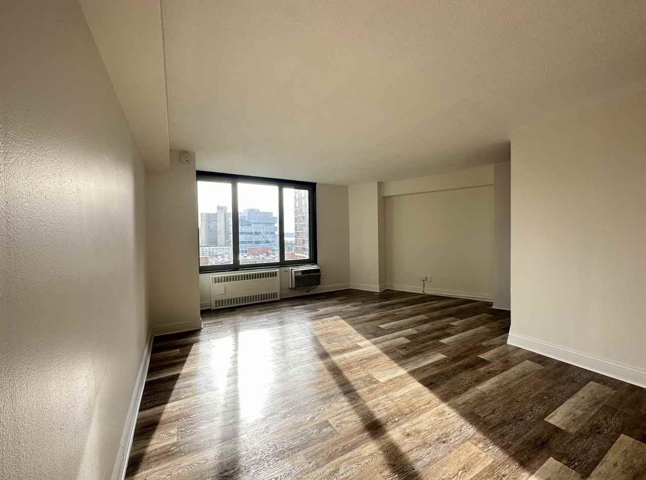 3333 Broadway