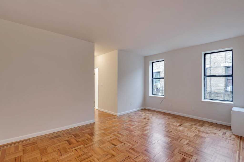 233 Naples Ter - Photo 2 of 6