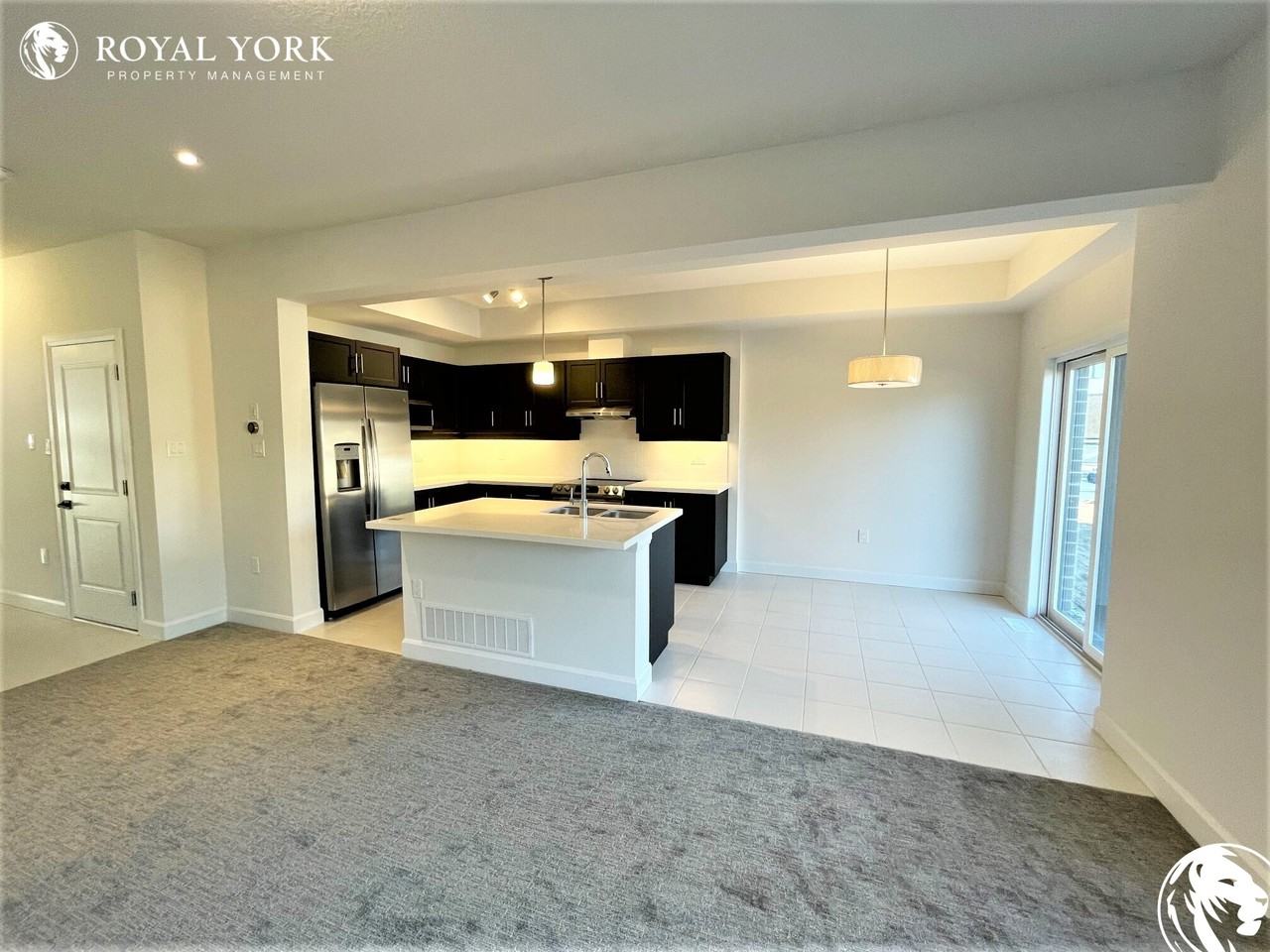 18 Southam Lane, Hamilton, ON L9C 0E9 3 Bedroom Apartment for Rent