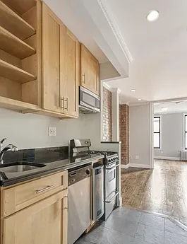 10th Ave #3FN - Photo 6 of 7