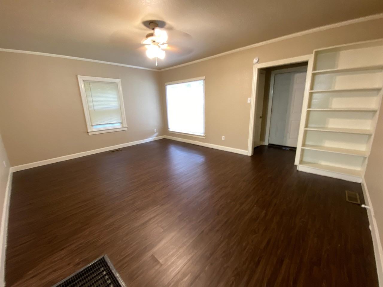 1305 N 37th St #1 - Photo 4 of 22