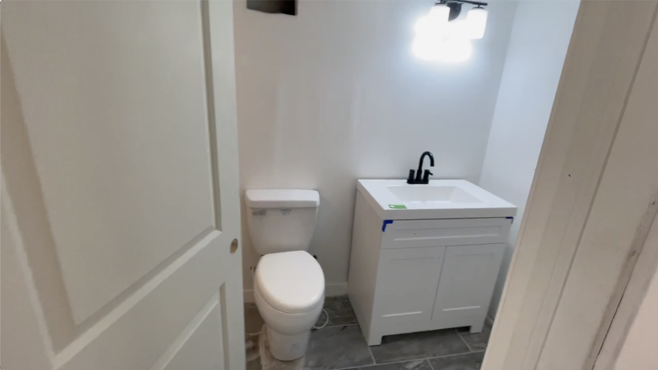 5622 Walnut St #A - Photo 3 of 11