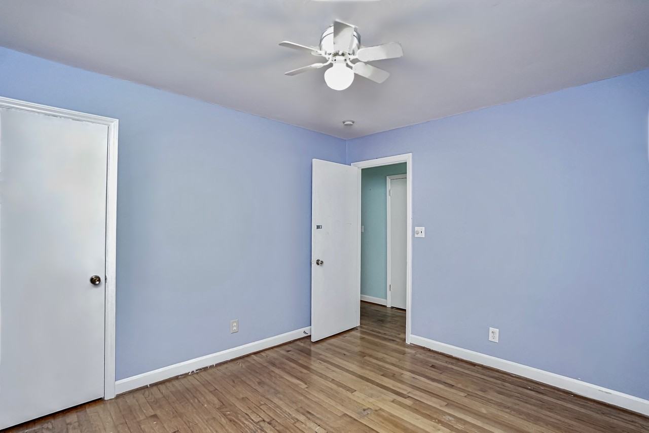 130 Heather Dr #1 - Photo 5 of 18