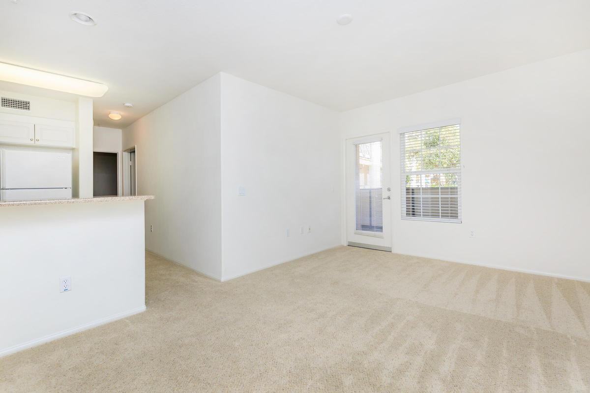 50 Main St - Photo 7 of 39