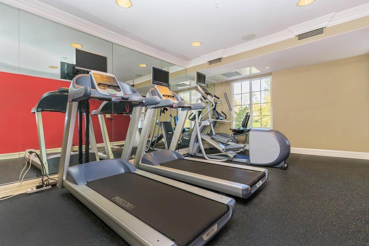 50 Main St - Photo 4 of 39