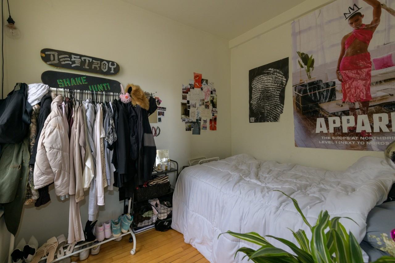 1319 West 19th Street - Photo 4 of 12