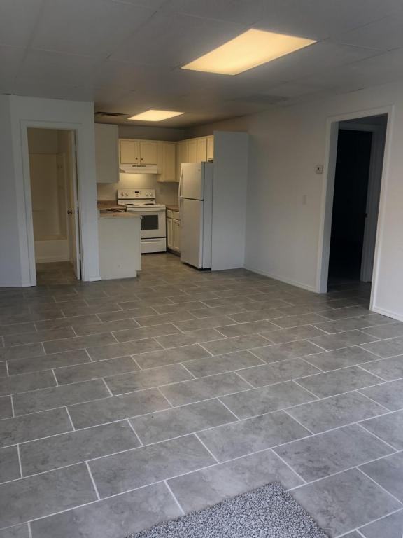1308 W Choctaw St - Photo 3 of 11