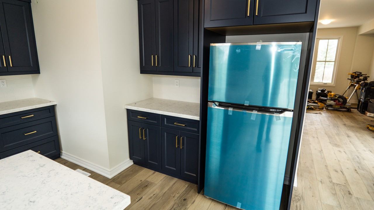 10 Shamrock Common - Photo 3 of 15