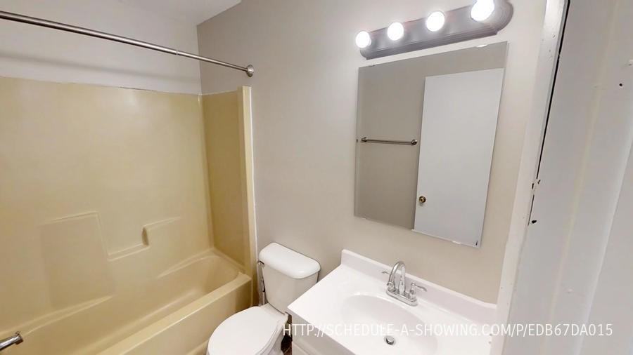 2305 Longyear Ave #2 - Photo 5 of 9