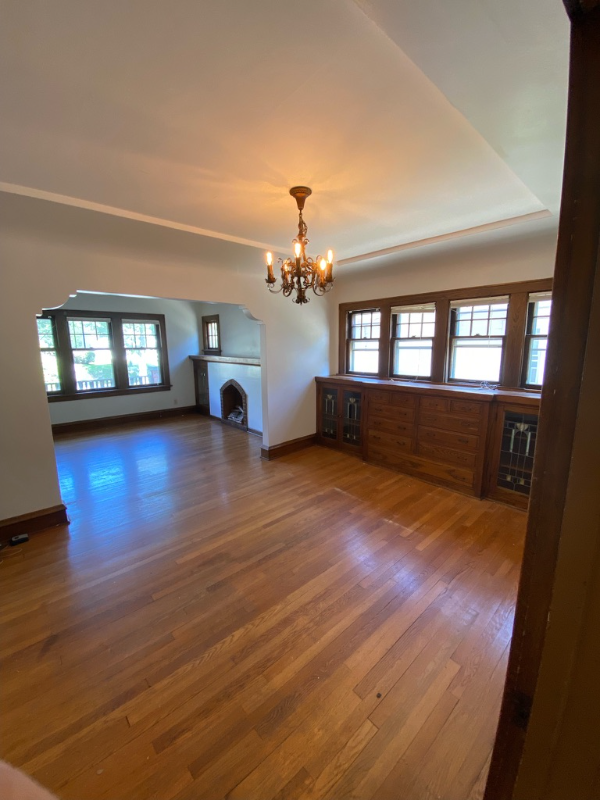 5723 W Wells St - Photo 3 of 8