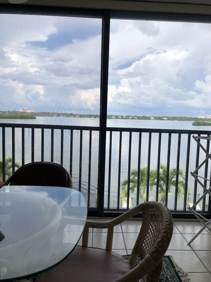 8911 Midnight Pass Rd #314 - Photo 3 of 7