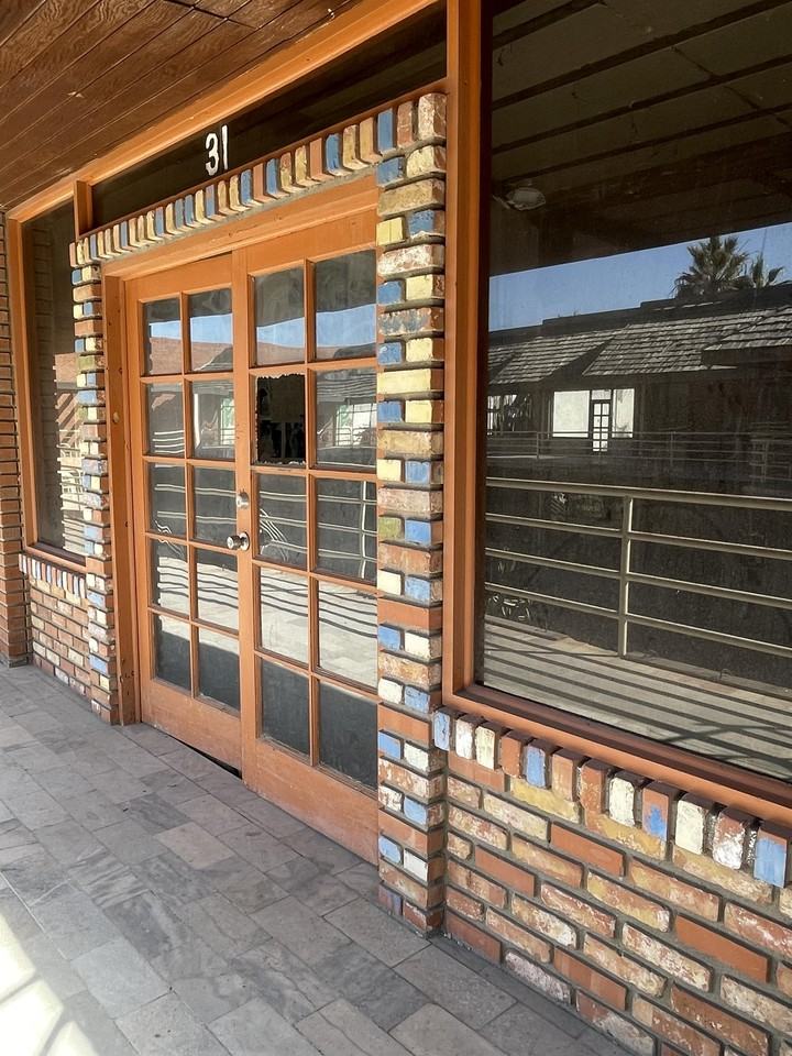 7 Local 7 - Photo 3 of 6